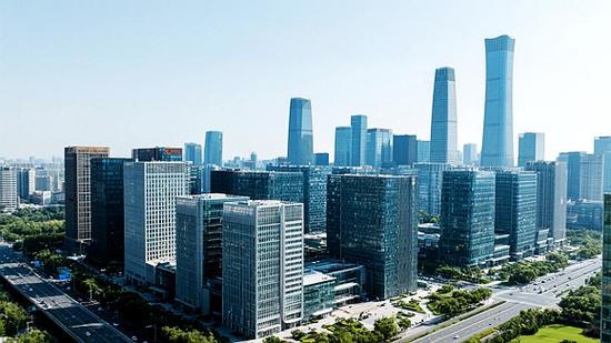 北辰实业高层调整 张文雷辞任执行董事及副总经理，公司运营平稳过渡